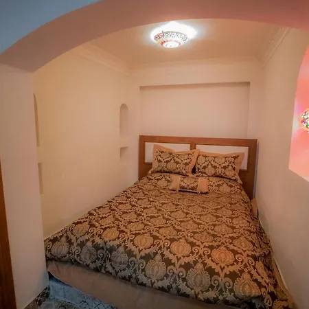 Apartment Antique Masterpiece Duplex In Besiktas