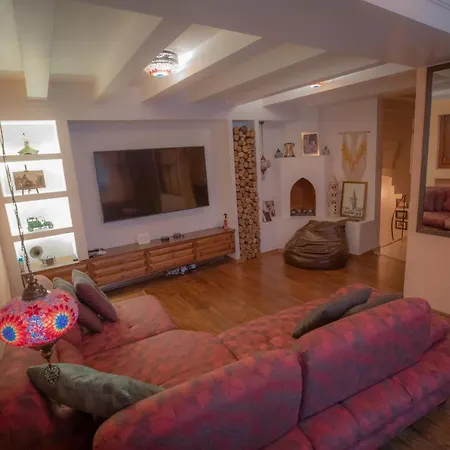 Apartment Antique Masterpiece Duplex In Besiktas Istanbul